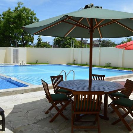 Hotel Tiffany Mombasa Bagian luar foto